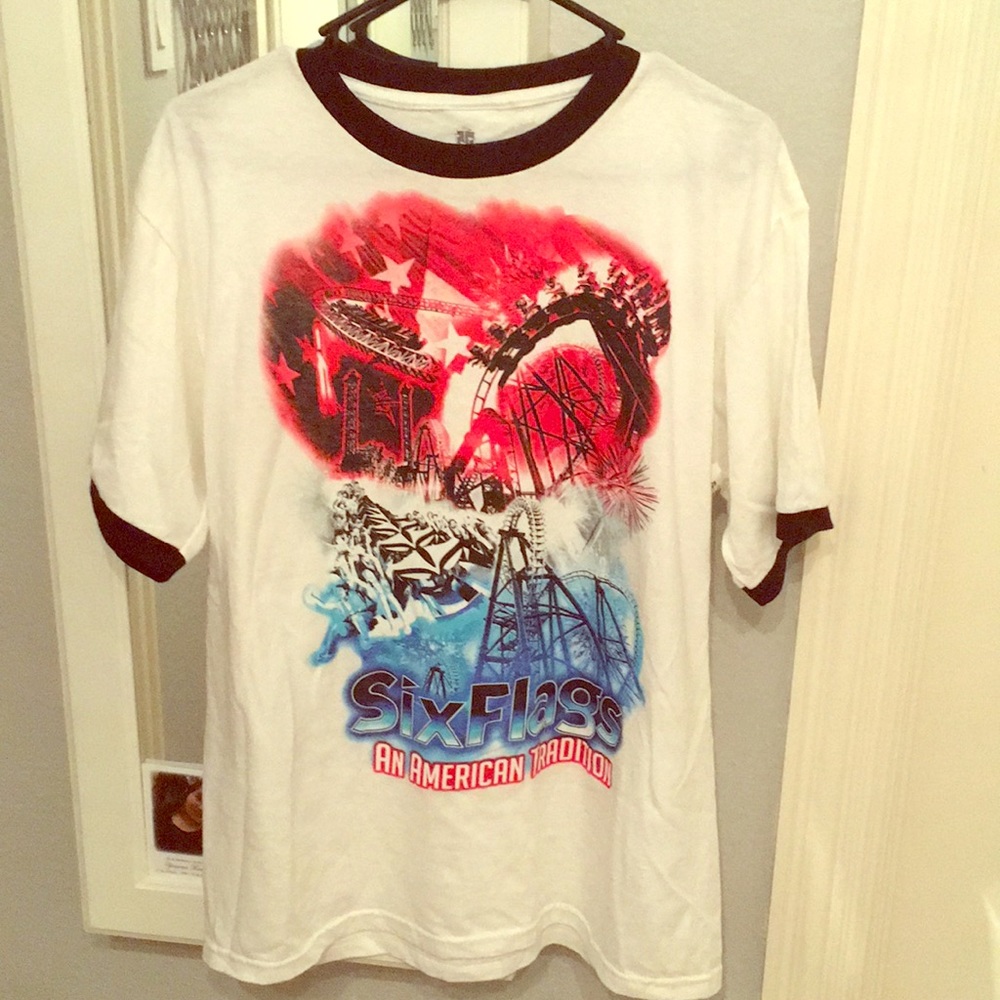 Six Flags Souvinir White Tee
